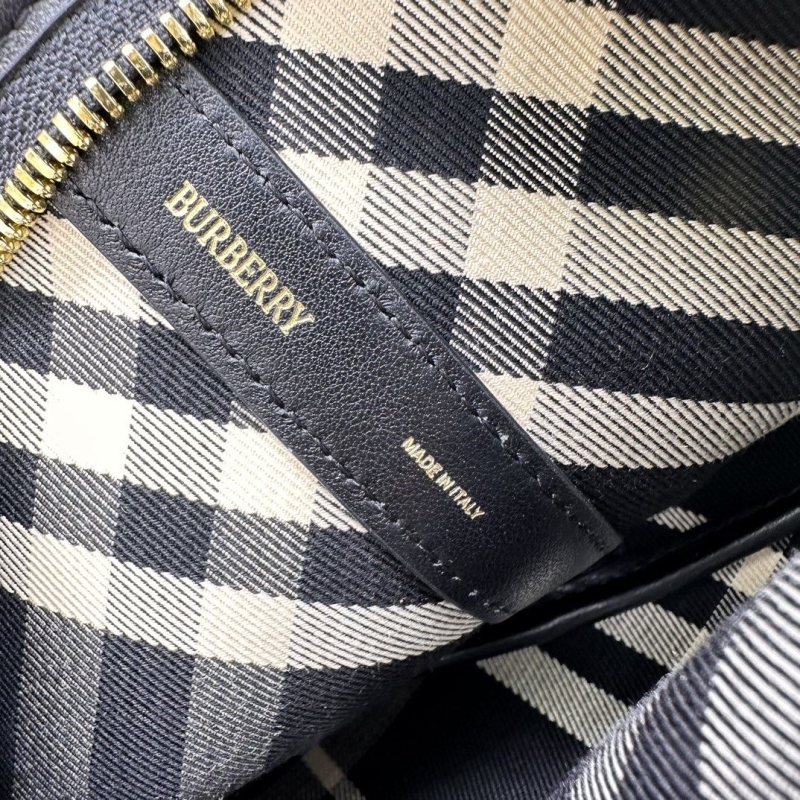 Bv*b*rry hobo bags